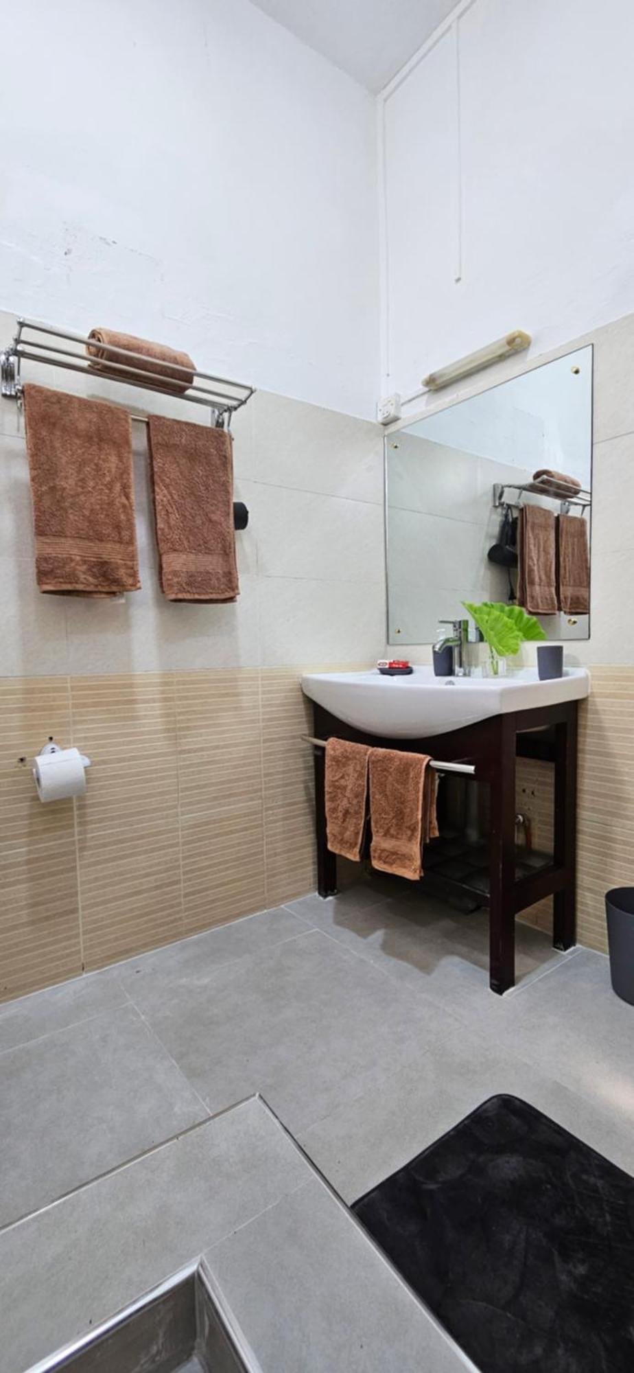 Ground Floor Near Pereybere * Pereybere Beach